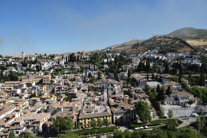 046. Granada uitzicht vanaf Alhambra.jpg